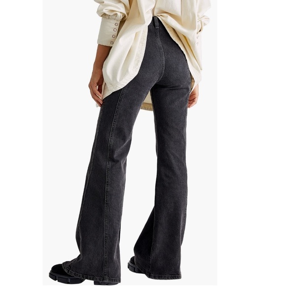 {Free People} NWT Florence Flare High Waist Jeans Size: 32 - Picture 2 of 2